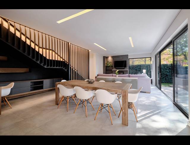 3 BEDROOM TOWNHOUSE FOR SALE IN HYDE PARK